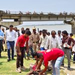 घाघरा घाट पर बाढ़ बचाव का मॉकड्रिल, प्रशासन ने लोगों को जागरूक करने के लिए किया अभ्यास