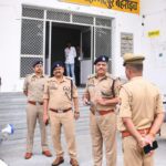 आइजी देवीपाटन परिक्षेत्र ने एसपी के साथ शिक्षक पात्रता परीक्षा के परीक्षा केन्द्रों का किया निरीक्षण 